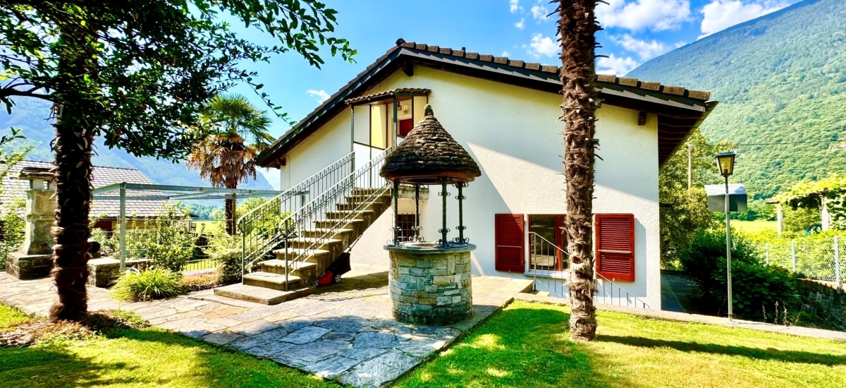 CASA BIFAMILIARE TICINESE-GRANDE POTENZIALE CON BOX AUTO
