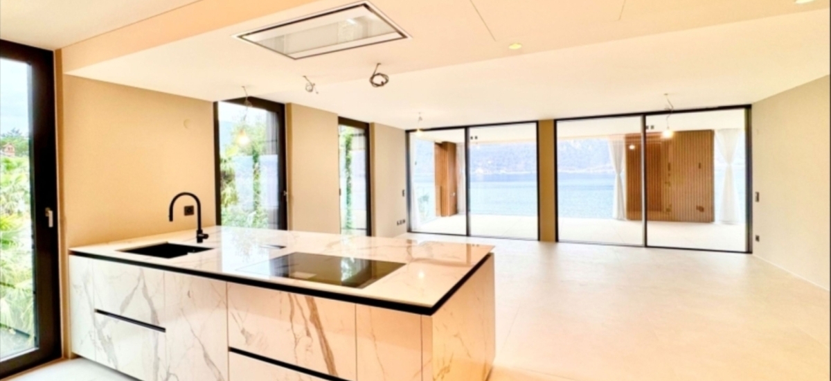 NUOVO APPARTAMENTO DIRETTAMENTE  AL LAGO