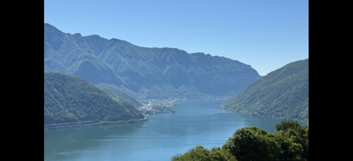 RESIDENZA SECONDARIA CON VISTA LAGO  